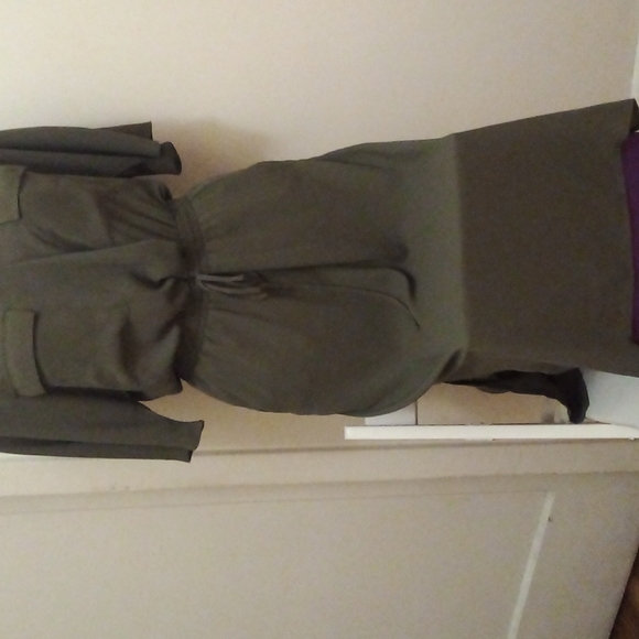 Green Mossimo Dress - Picture 2 of 5